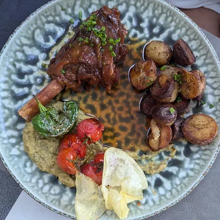 Les De La U Veniqui * פאבונה