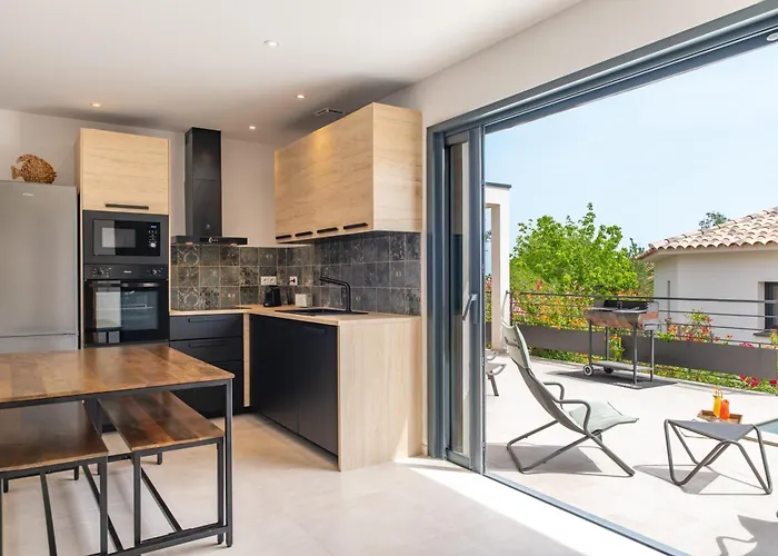 Vila Les De La U Veniqui