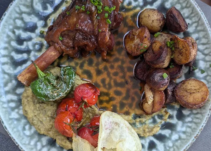 Les De La U Veniqui * Favone