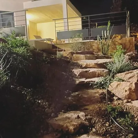 Les De La U Veniqui Villa Favone