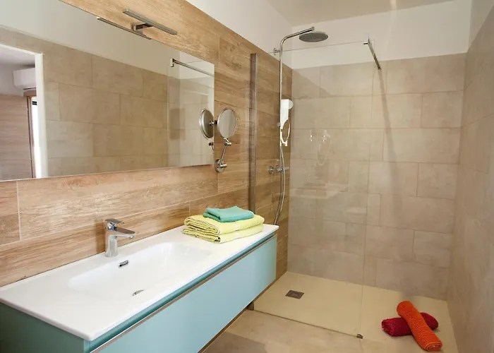 Villa Les De La U Veniqui *