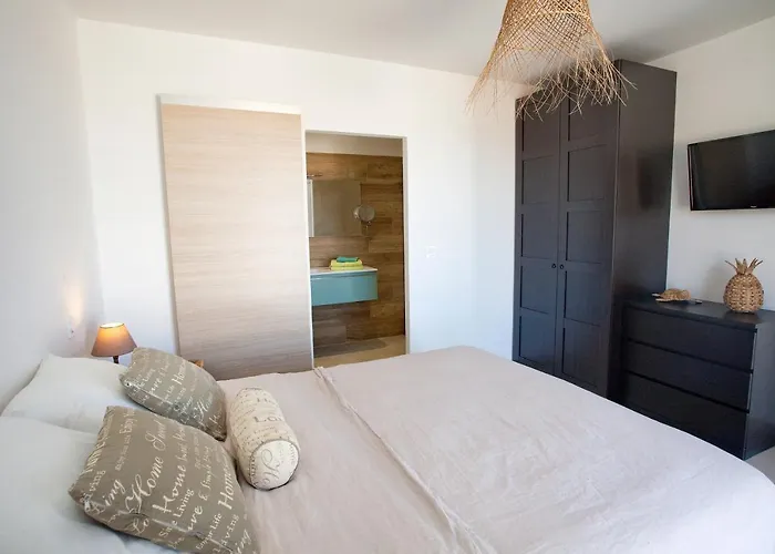 Les De La U Veniqui Villa *