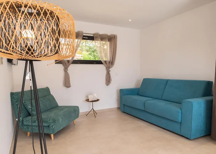 Les De La U Veniqui Villa Favone