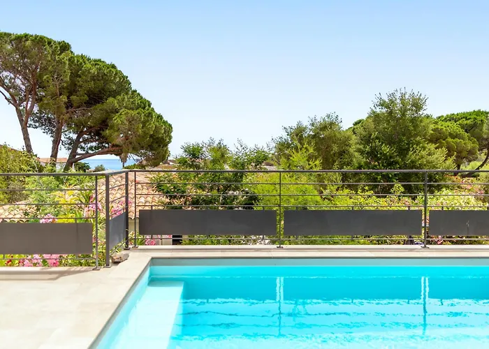 Les De La U Veniqui Villa *